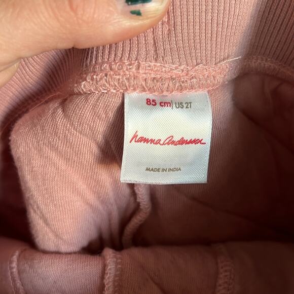 Hanna Andersson Quilted Jogger and Pullover set | Size 2 - Picture 4 of 6